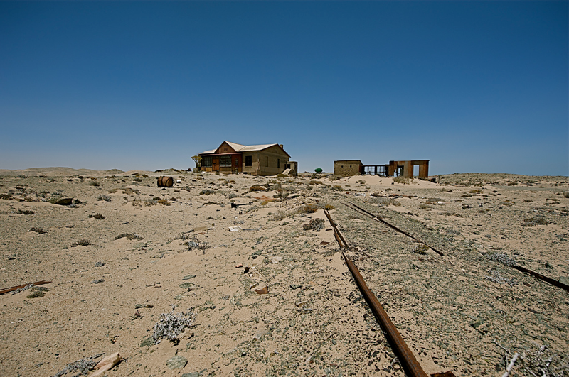 Illustration for article titled The Strangest and Most Tragic Ghost Towns from Around the World